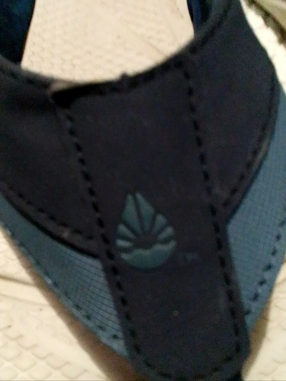 Men's Navy and Light Gray Comfort Flip-Flop Sandals Size 10/11